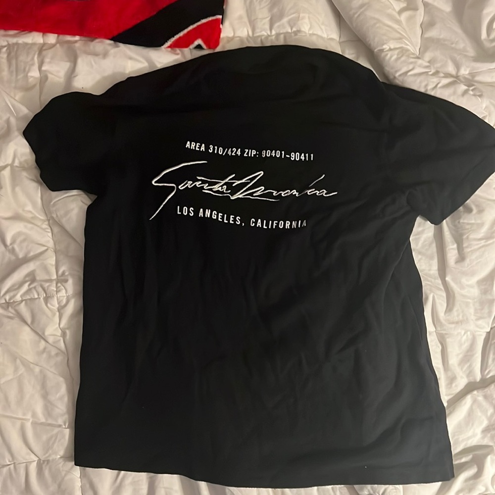black LA t shirt